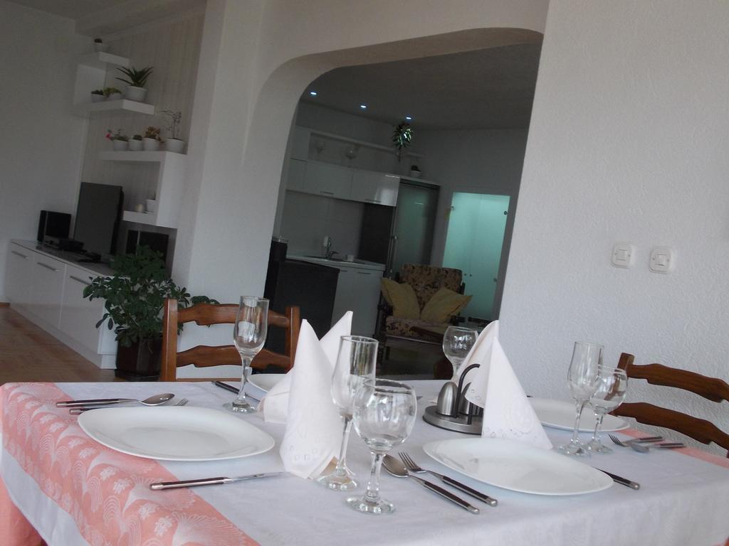 Honey Home By Kostoski Inn Prilep Rum bild