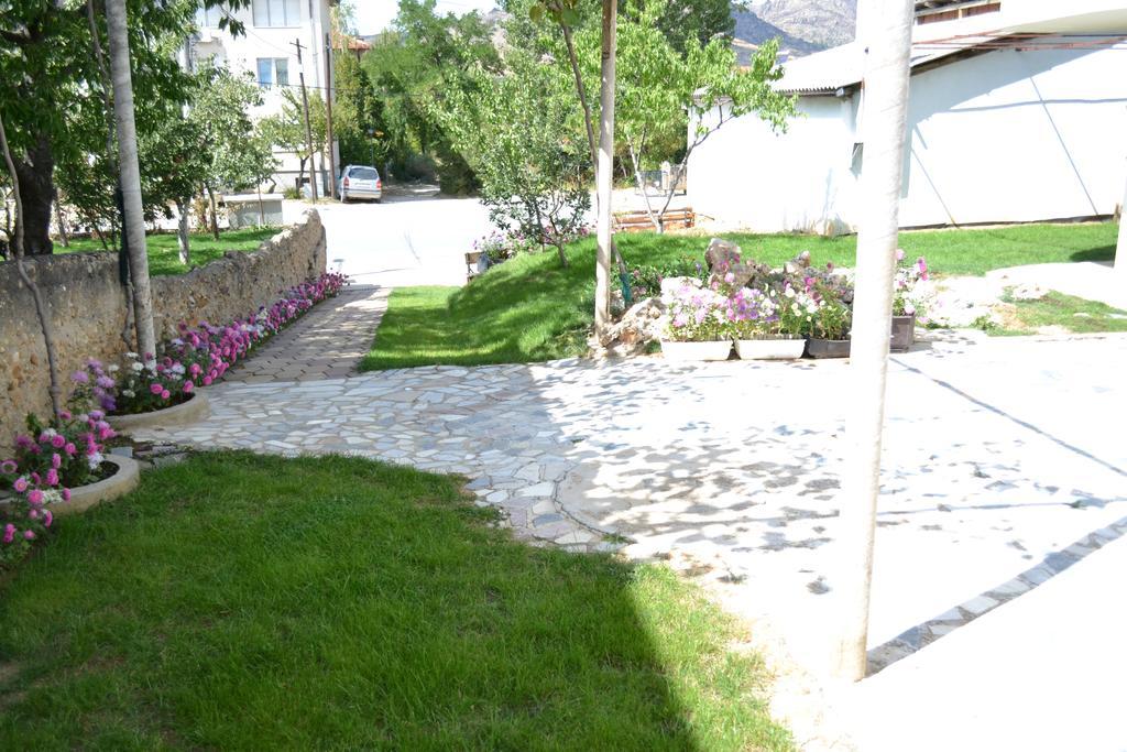 Honey Home By Kostoski Inn Prilep Exteriör bild
